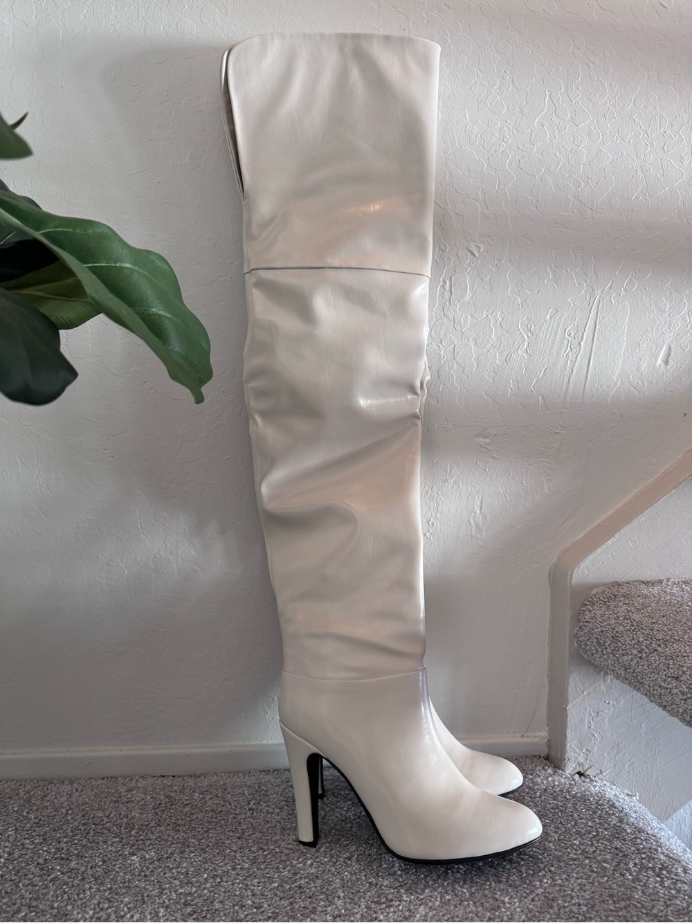 Jeffrey Campbell Overlook Ivory Over The Knee Boots Size 7 NWOT